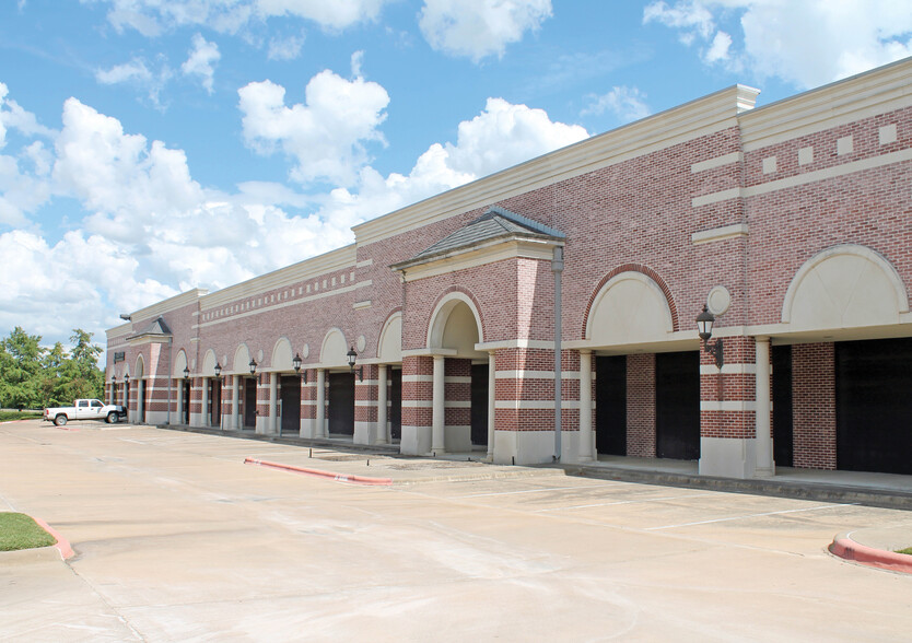 1630 Briarcrest Dr, Bryan, TX for lease - Building Photo - Image 2 of 5