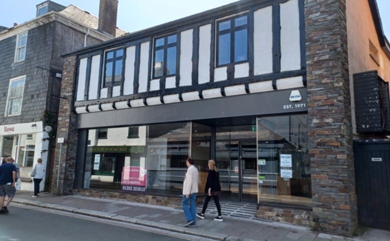 5-9 Victoria Rd, Dartmouth for sale Primary Photo- Image 1 of 1