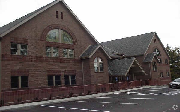 1161 Bethel Rd, Columbus, OH for sale - Building Photo - Image 3 of 11