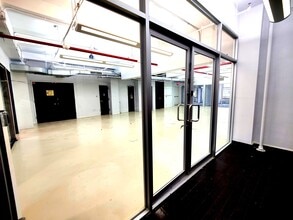 7 W 36th St, New York, NY for lease Interior Photo- Image 1 of 11