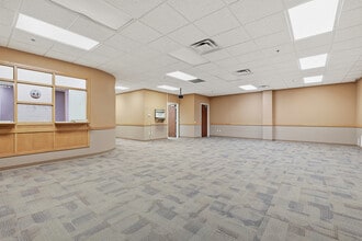 7640 Sylvania Ave, Sylvania, OH for lease Interior Photo- Image 1 of 11