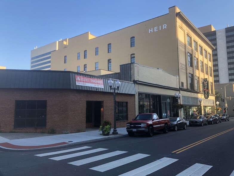 409 S Jefferson St, Roanoke, VA for sale - Building Photo - Image 1 of 1