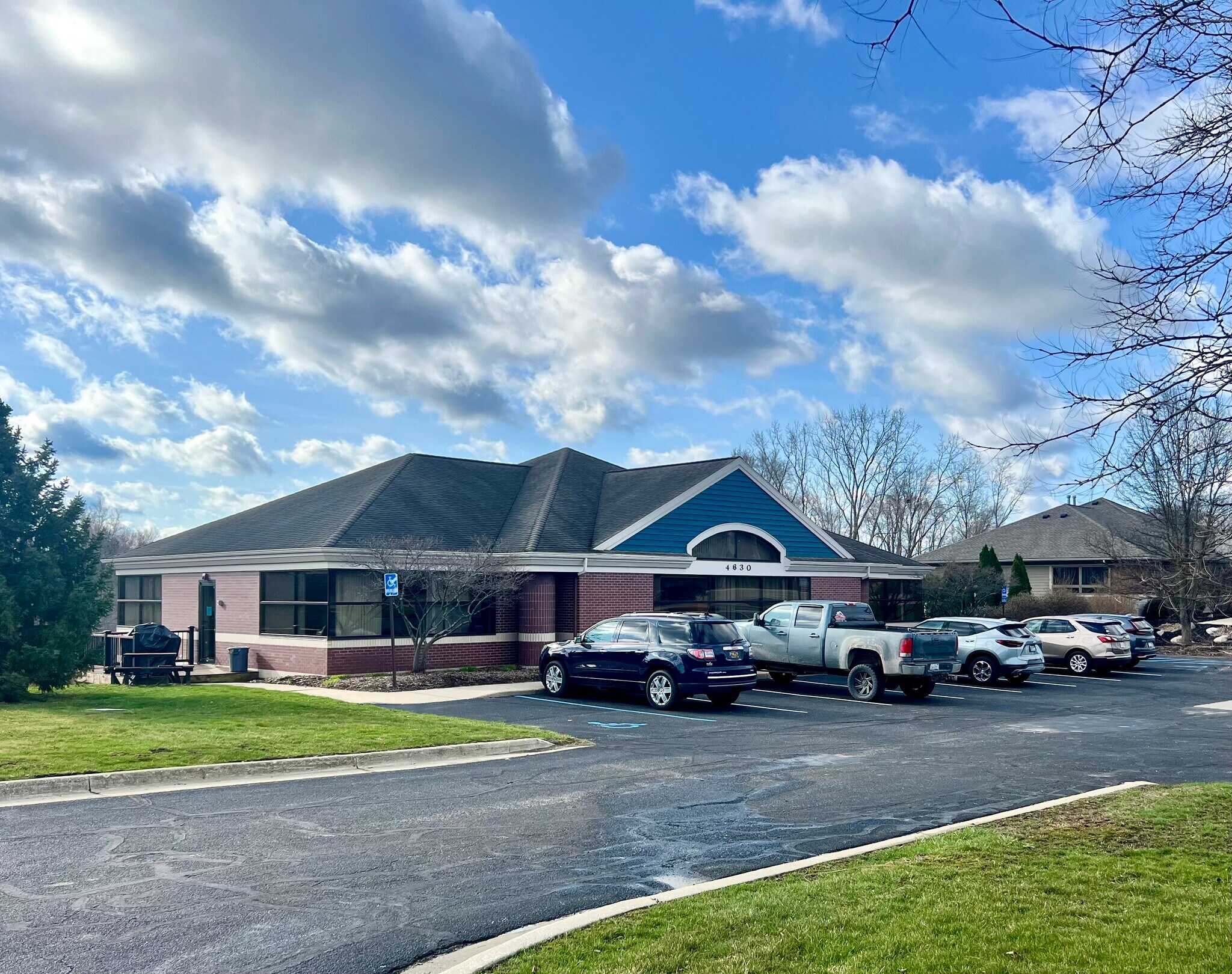 4630 Plainfield Ave NE, Grand Rapids, MI for sale Building Photo- Image 1 of 1