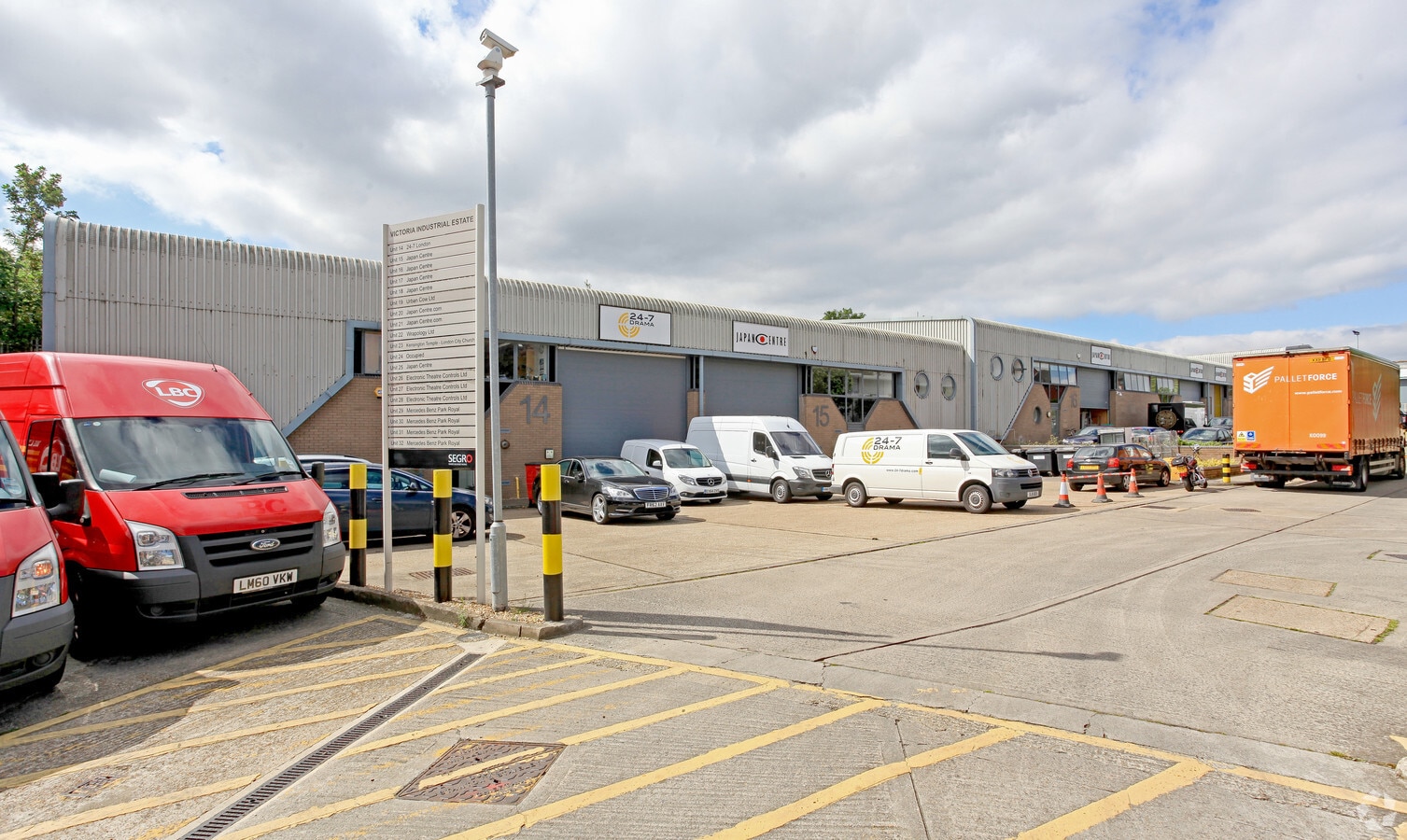 Victoria Rd, London, W3 6UU - Industrial for Lease | LoopNet