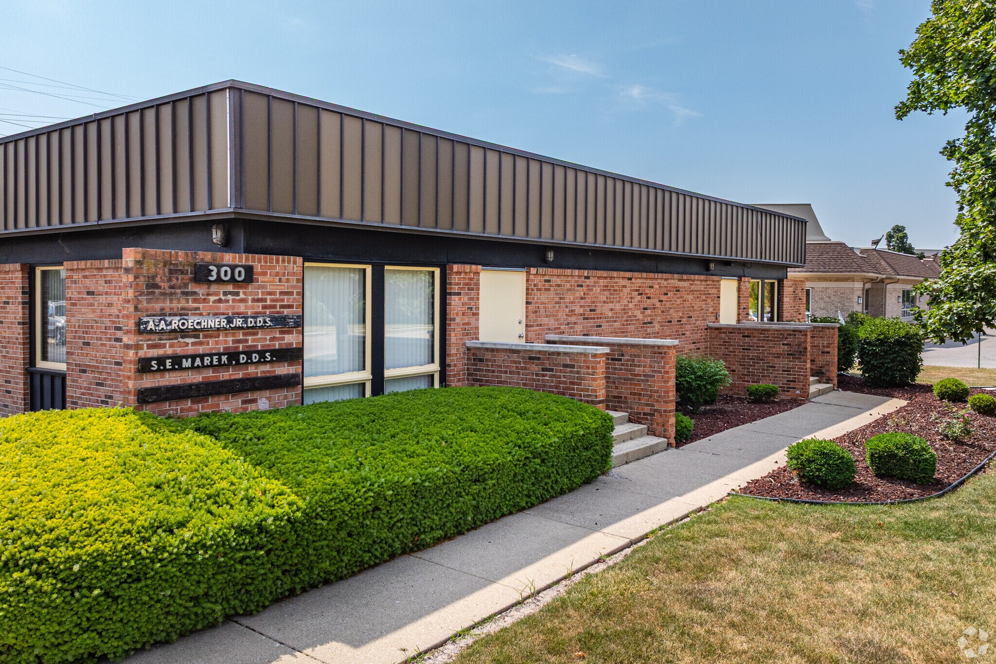 300 N Hammes Ave, Joliet, IL for sale Primary Photo- Image 1 of 1