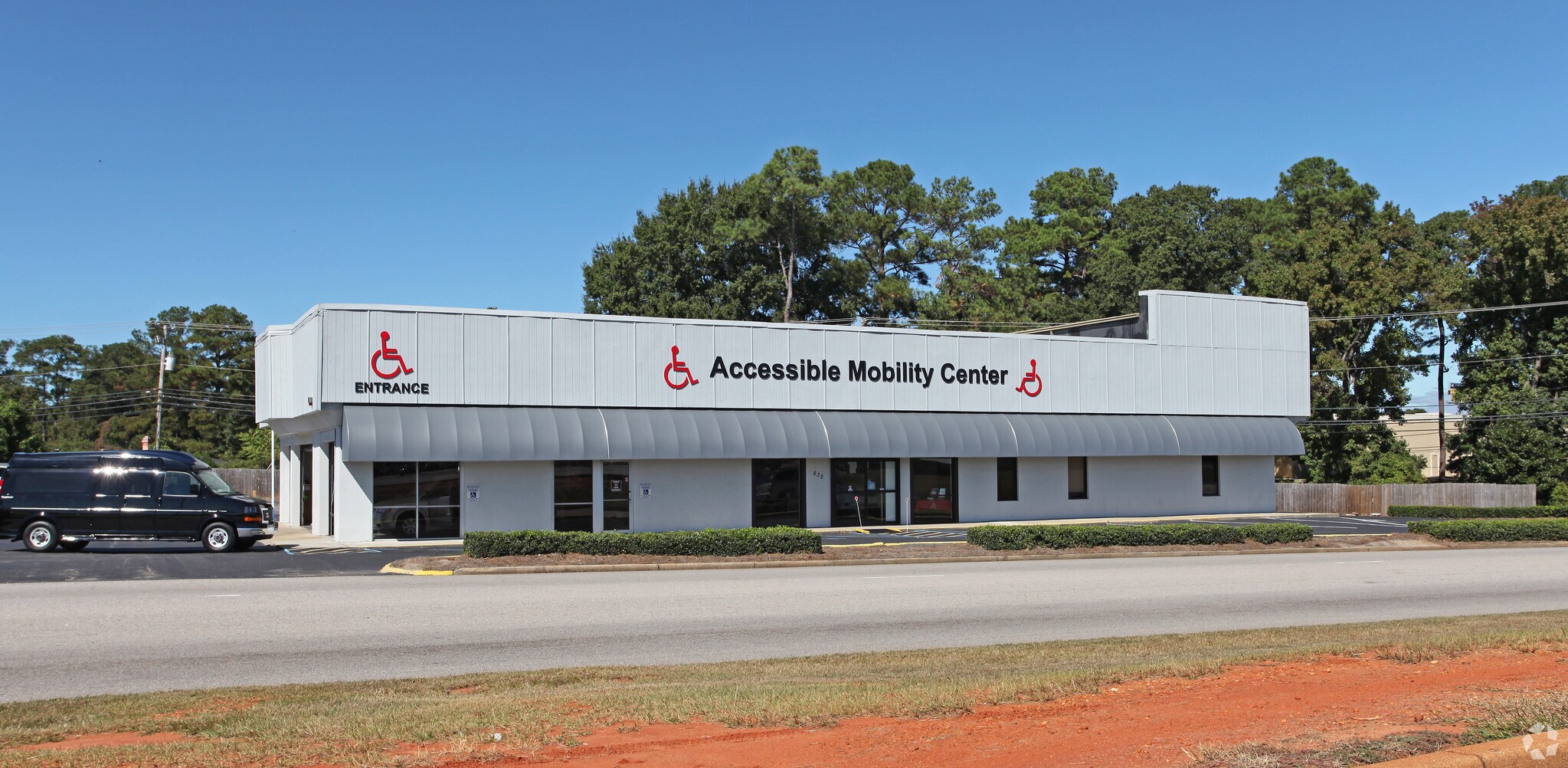 832 Dutch Square Blvd, Columbia, SC for sale Primary Photo- Image 1 of 1