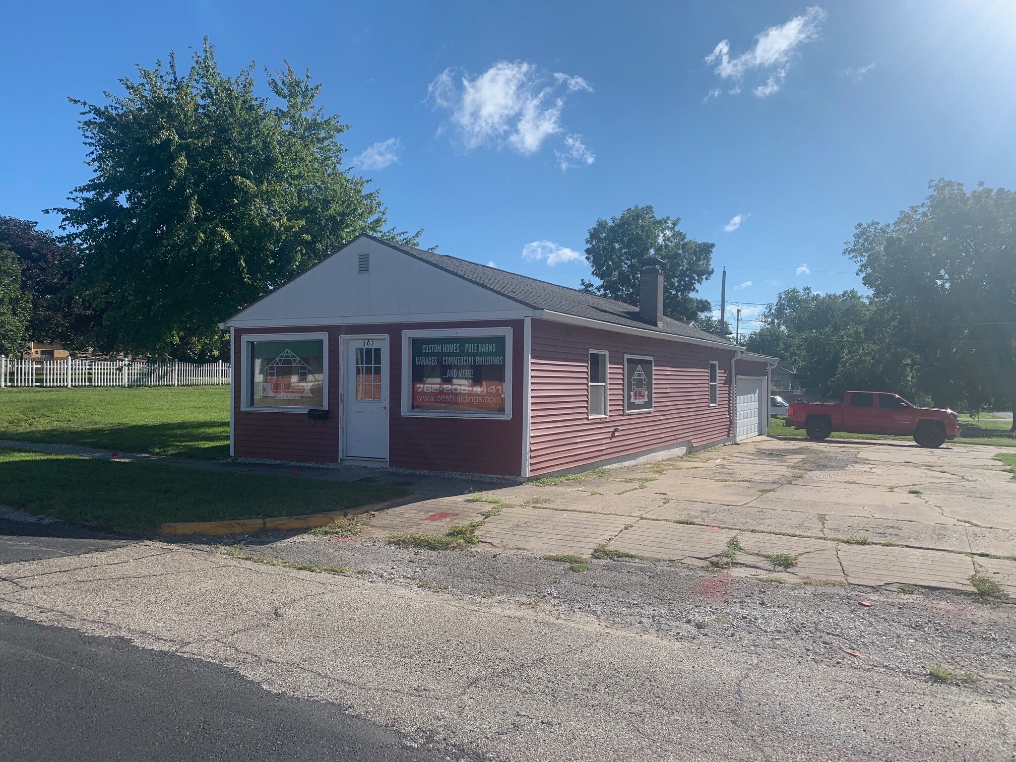 303 N 9th St, Clinton, IN for sale Primary Photo- Image 1 of 1