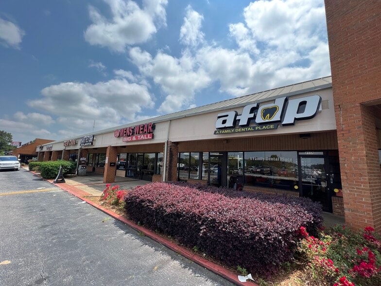 7520-7587 Highway 85, Riverdale, GA for lease - Building Photo - Image 3 of 11