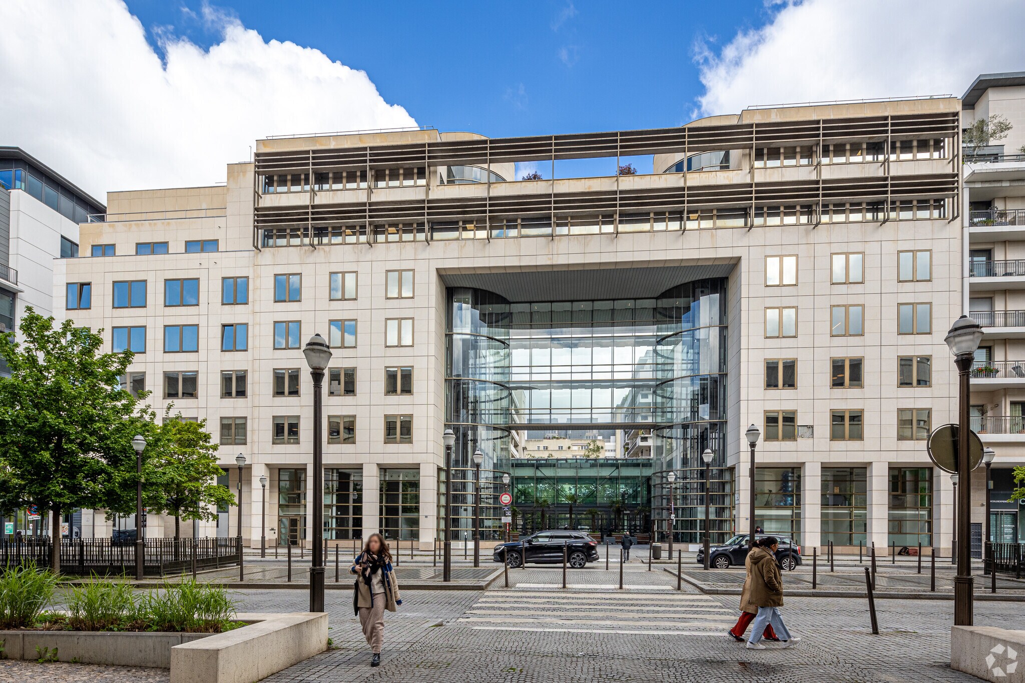 114 Rue Gallièni, Boulogne-Billancourt for lease Primary Photo- Image 1 of 3