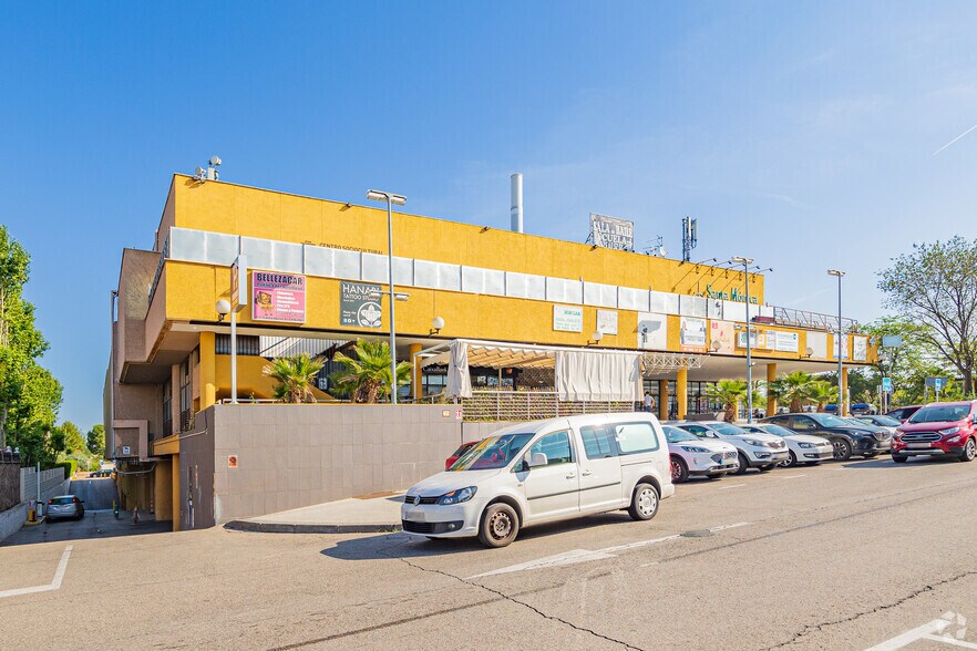 Retail in Rivas-Vaciamadrid, Madrid for sale - Building Photo - Image 1 of 3