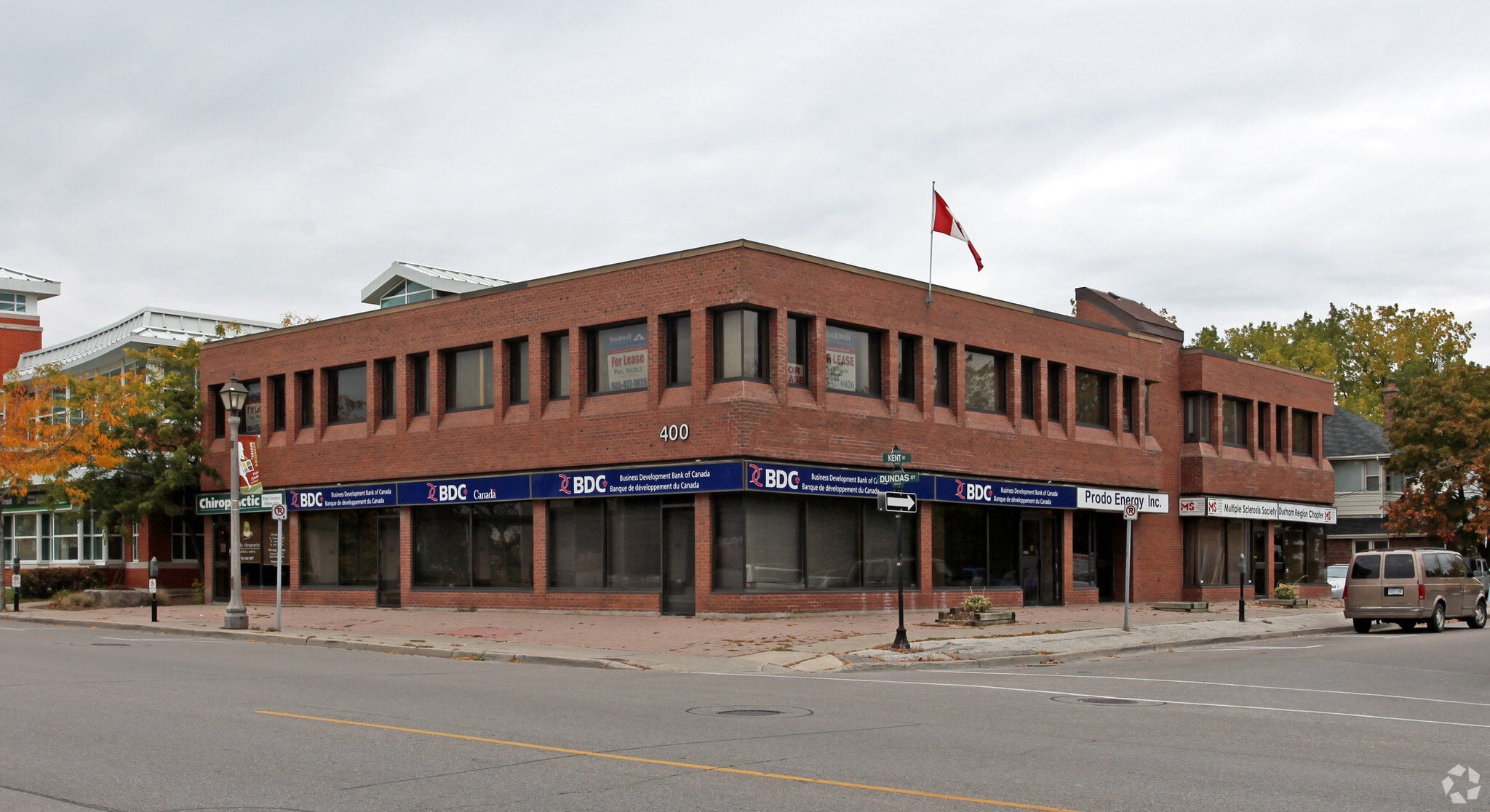 400 Dundas St W, Whitby, ON for sale Primary Photo- Image 1 of 1