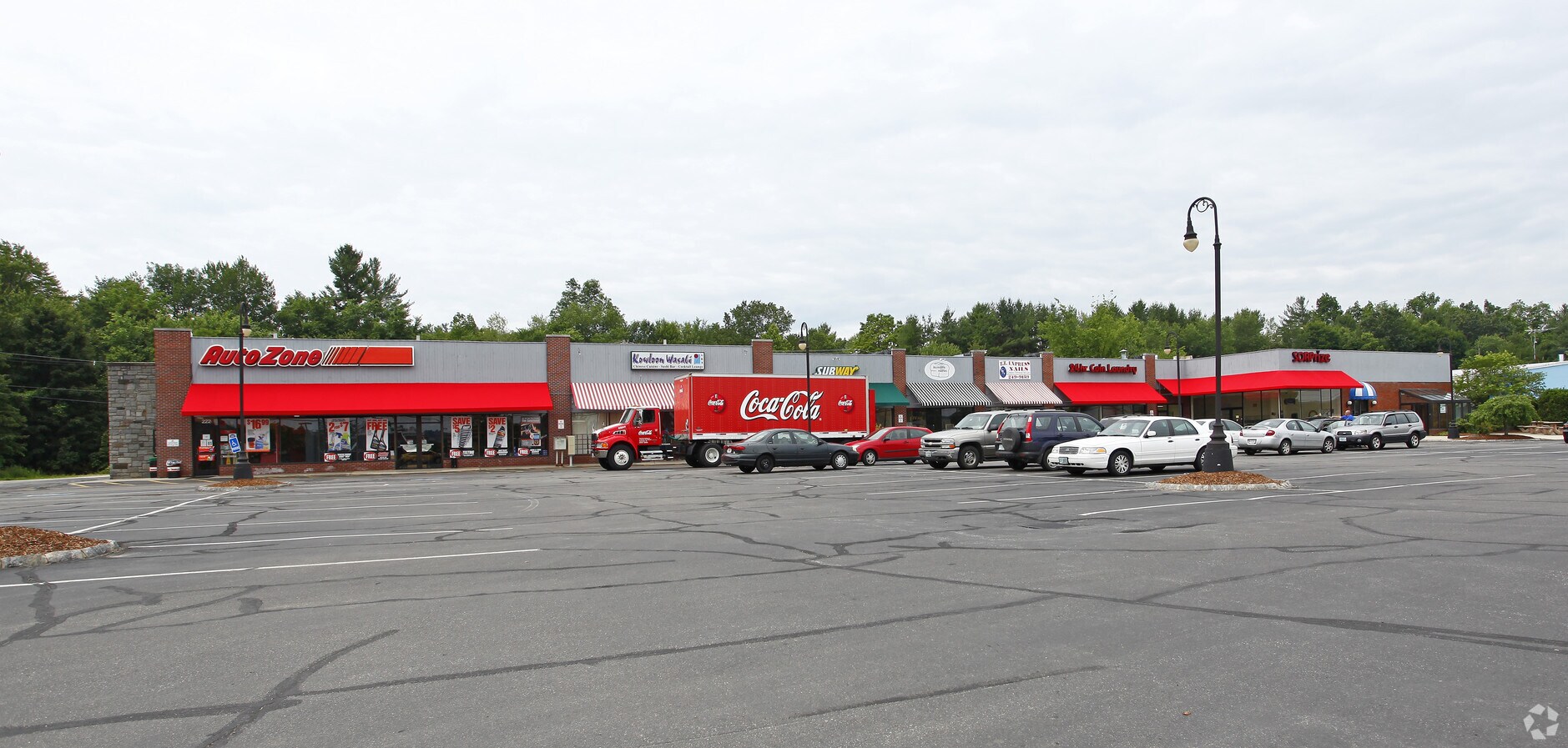 222 Elm St, Milford, NH 03055