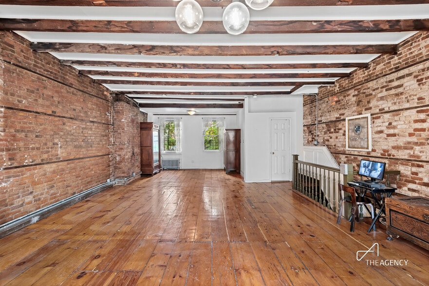 94 Greenwich Ave, New York, NY for sale - Interior Photo - Image 3 of 10