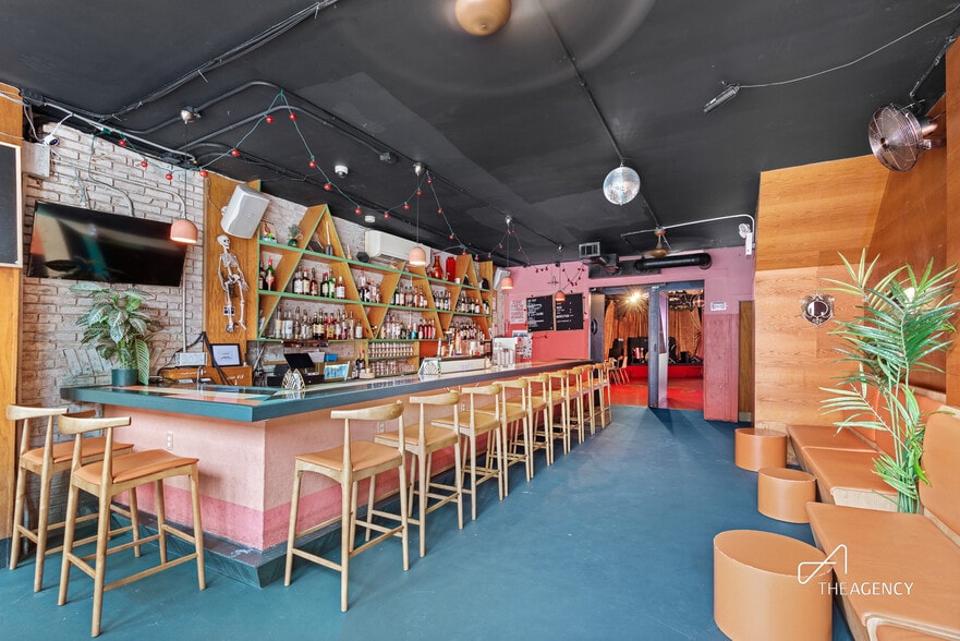 641 Classon Ave, Brooklyn, NY for lease - Interior Photo - Image 2 of 7