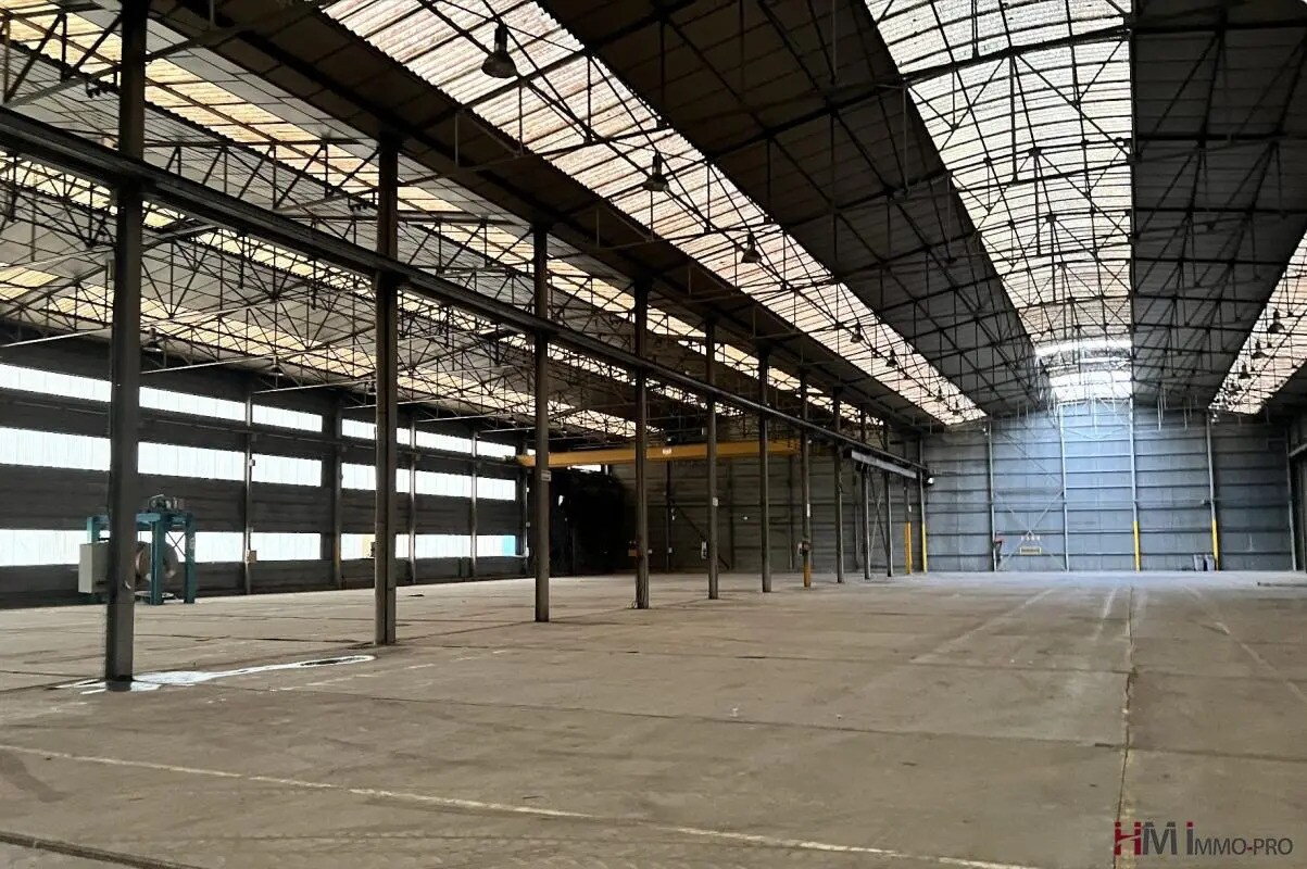 Industrial in Pacy-sur-Eure for sale Building Photo- Image 1 of 7