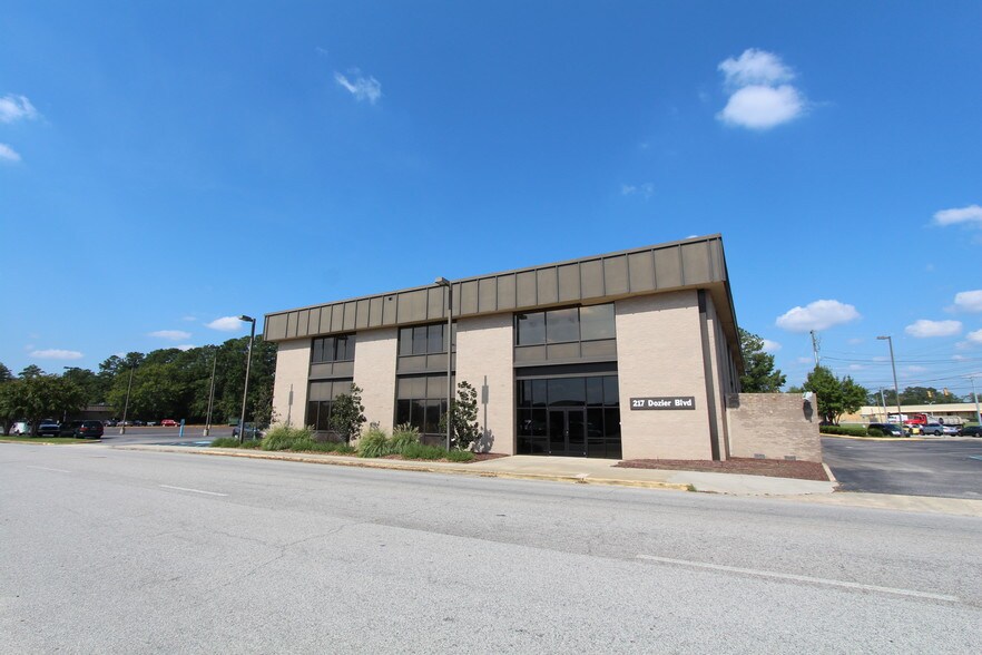 217 Dozier Blvd, Florence, SC for sale - Building Photo - Image 1 of 1