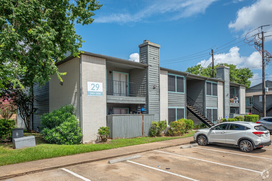 4025 Burke Rd, Pasadena, TX for sale - Primary Photo - Image 1 of 1