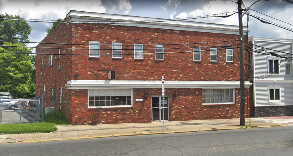 205 N Washington Ave, Bergenfield, NJ for sale - Building Photo - Image 1 of 1