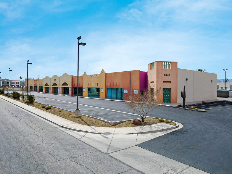 5045 Rogers St, Las Vegas, NV for lease - Building Photo - Image 2 of 15