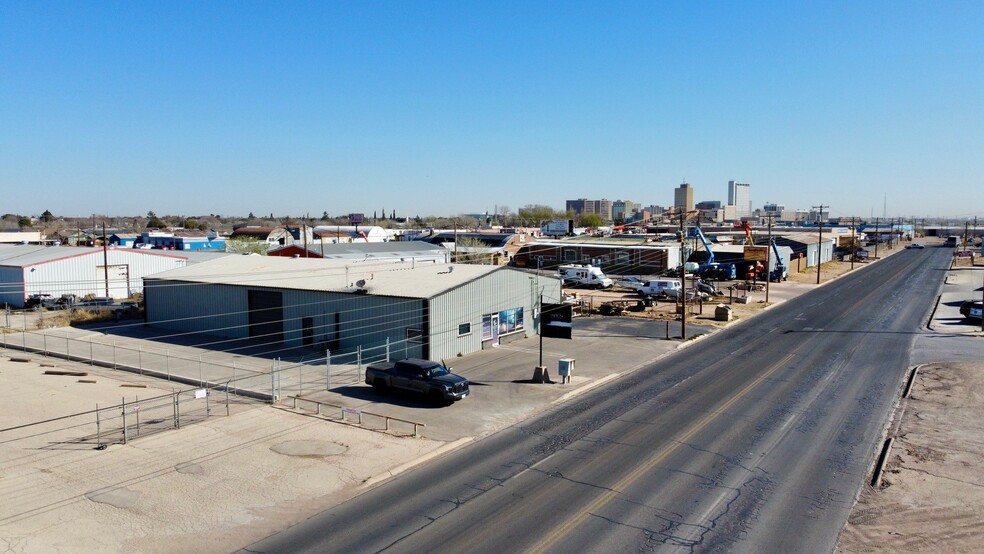 1902 W Florida Ave, Midland, TX for lease - Building Photo - Image 2 of 10