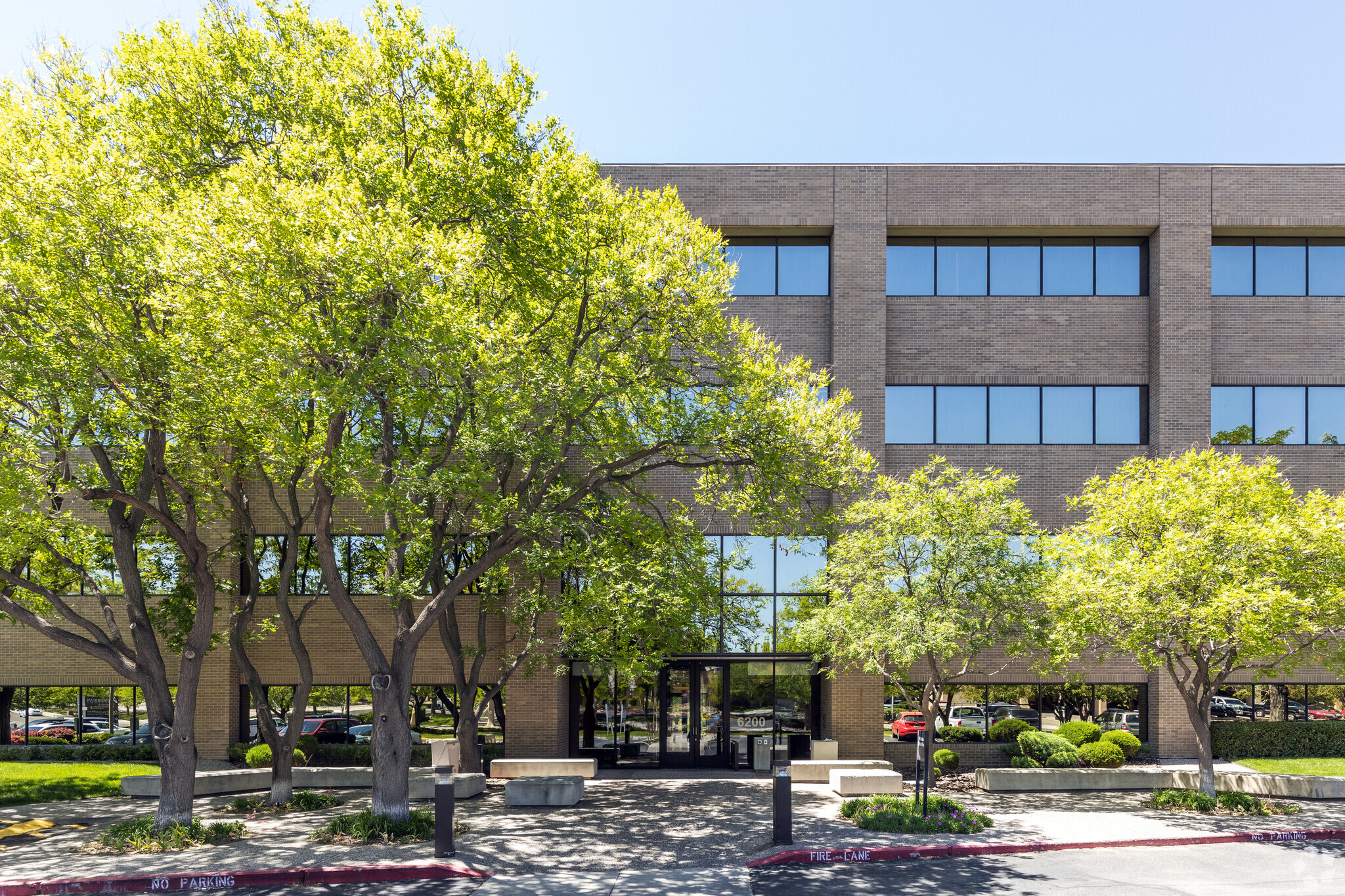 6200-uptown-blvd-ne-albuquerque-87110-prime-uptown-office-space