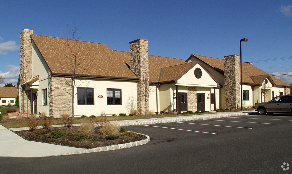 100-104 Independence Blvd, Sicklerville, NJ for sale - Building Photo - Image 1 of 1