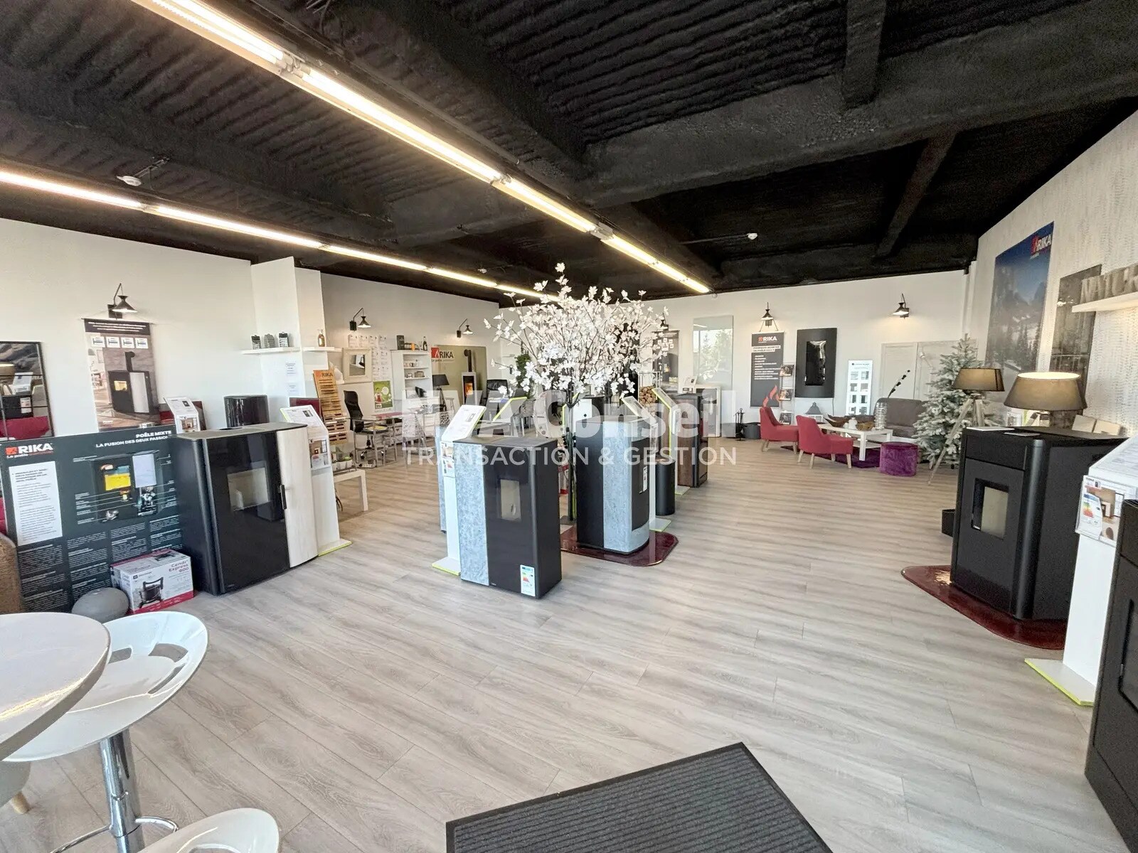 7 Avenue Du Général Leclerc, Pierrelaye for lease Building Photo- Image 1 of 8