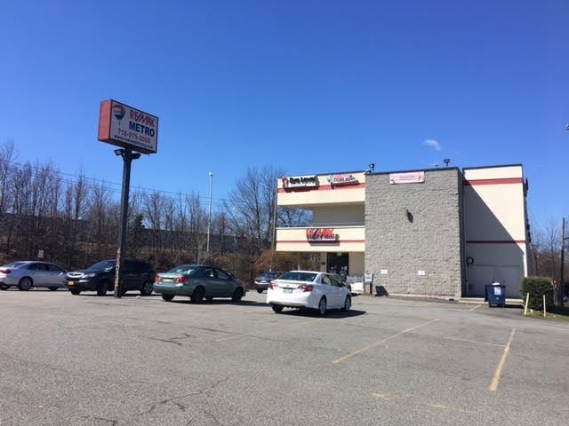 585 N Gannon Ave, Staten Island, NY for sale - Building Photo - Image 1 of 1