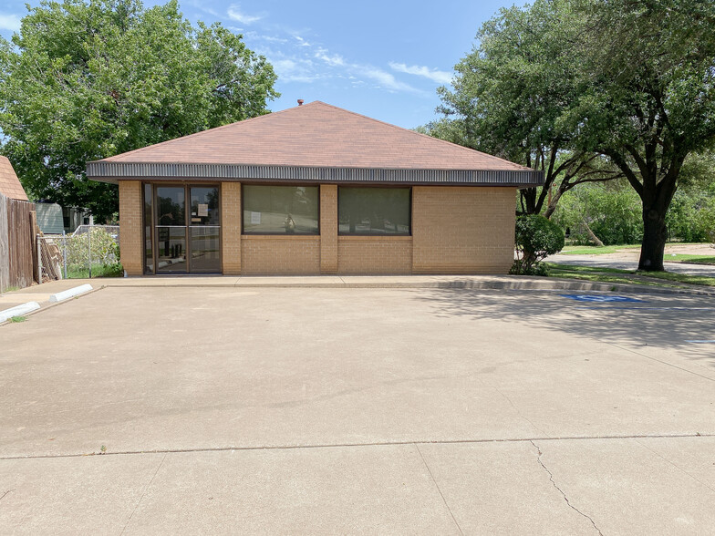 2200 9th St, Wichita Falls, TX for sale - Primary Photo - Image 1 of 1