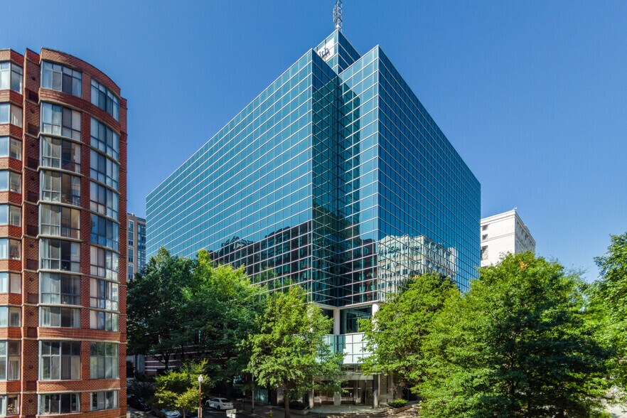 2000 15th St N, Arlington, VA for sale - Primary Photo - Image 1 of 1