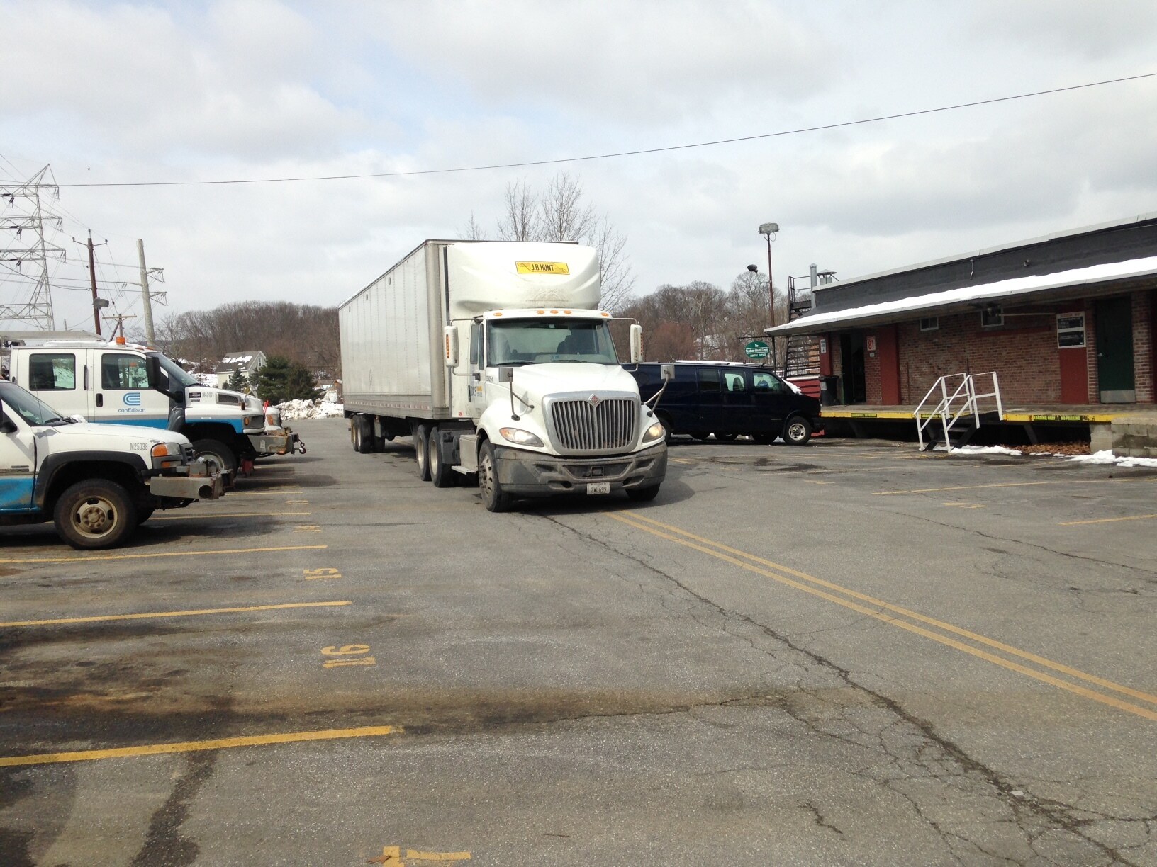 3199 Albany Post Rd, Buchanan, NY for lease Building Photo- Image 1 of 11