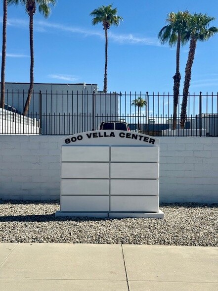 800 S Vella Rd, Palm Springs, CA for lease - Building Photo - Image 3 of 3