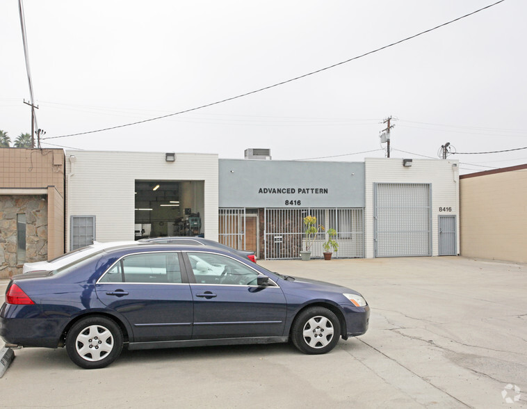 8416 Secura Way, Santa Fe Springs, CA for lease - Building Photo - Image 3 of 3