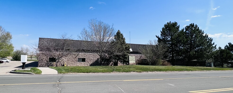 1725 Vista View Dr, Longmont, CO for sale - Primary Photo - Image 1 of 4