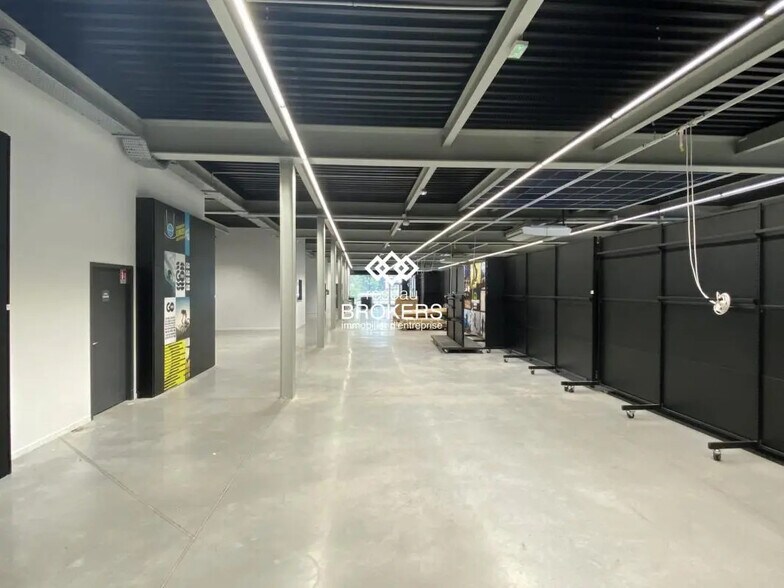 Flex in Sassenage for sale - Interior Photo - Image 3 of 15