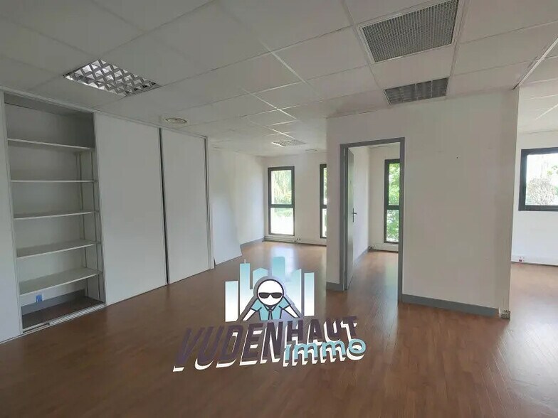 Office in Blagnac for lease - Interior Photo - Image 2 of 9
