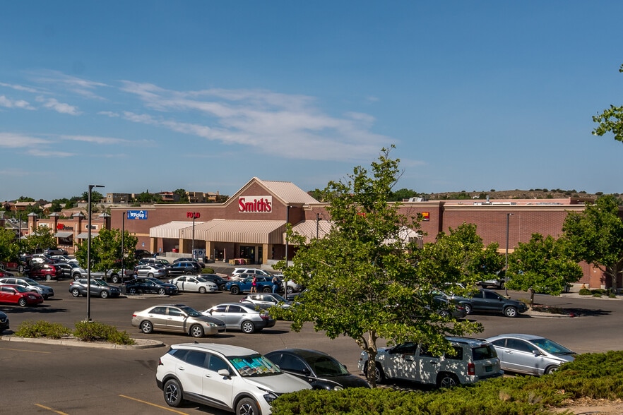 8201 Golf Course Rd NW, Albuquerque, NM for sale - Building Photo - Image 1 of 1