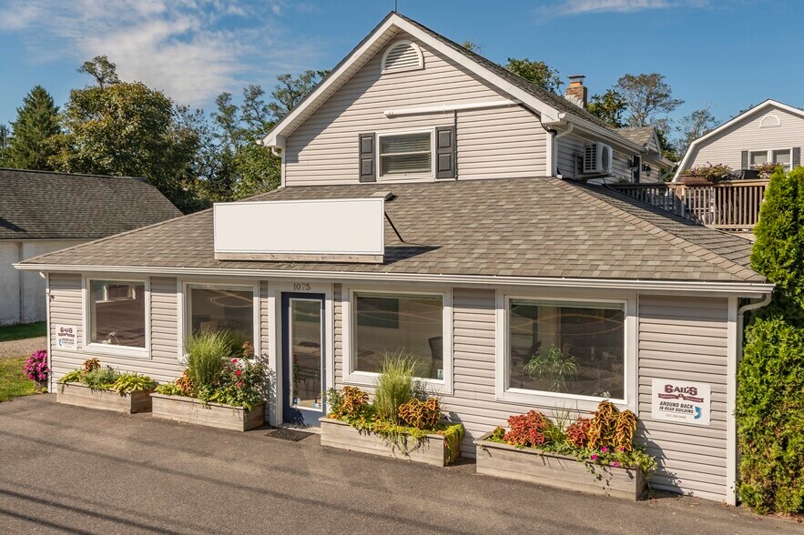 1095 Franklinville Rd, Laurel, NY for sale - Building Photo - Image 1 of 1