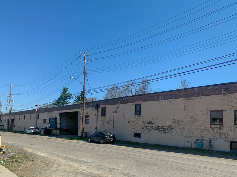 12 Alice St, Binghamton, NY for sale - Primary Photo - Image 1 of 1