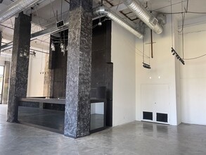 205 S Broadway, Los Angeles, CA for lease Interior Photo- Image 2 of 8