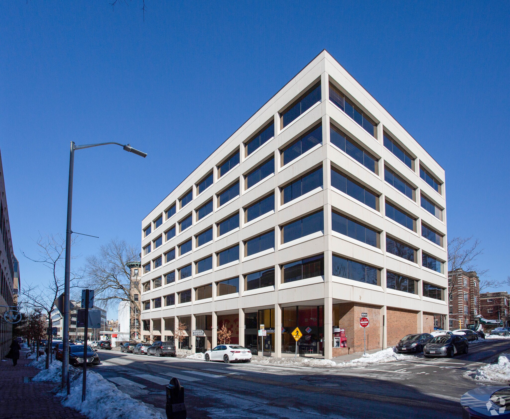1033 Massachusetts Ave, Cambridge, MA for lease Primary Photo- Image 1 of 7