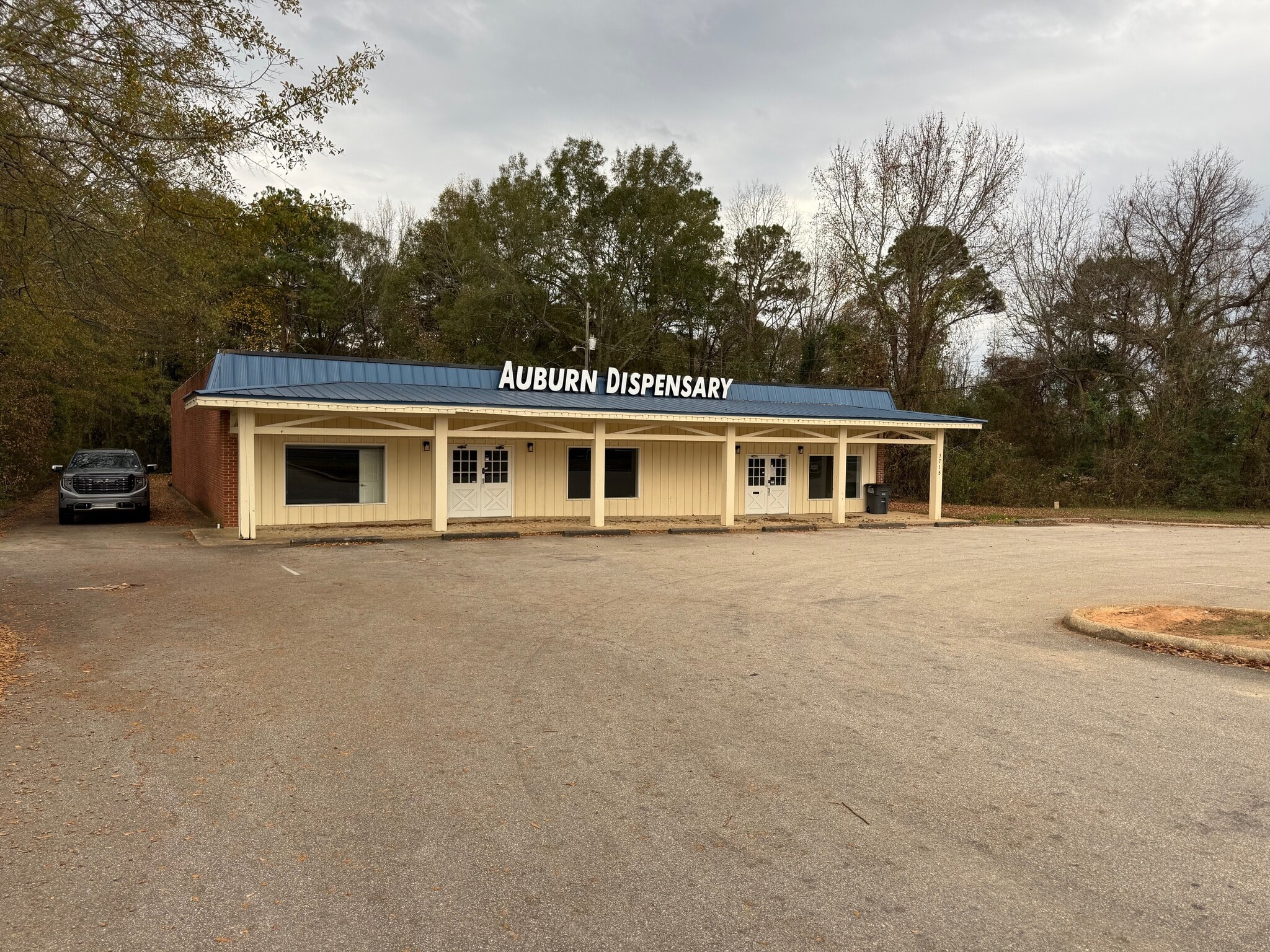 3713-3715 Pepperell Pky, Opelika, AL for lease Building Photo- Image 1 of 11