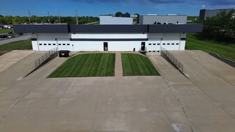 1100 NW Valley Ridge Dr, Grain Valley MO - Warehouse