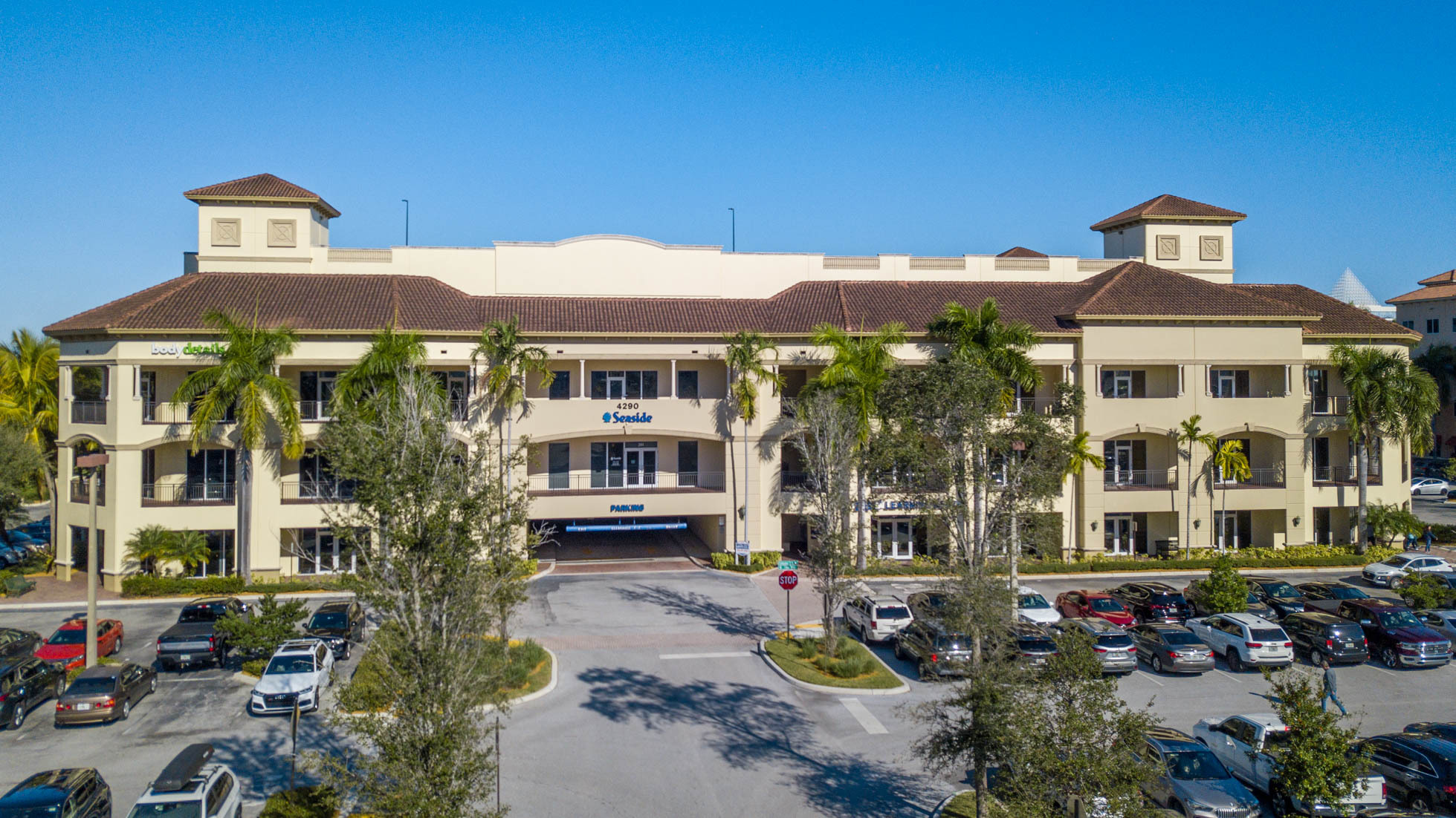 4290 Professional Center Dr, Palm Beach Gardens, FL for lease Building Photo- Image 1 of 12