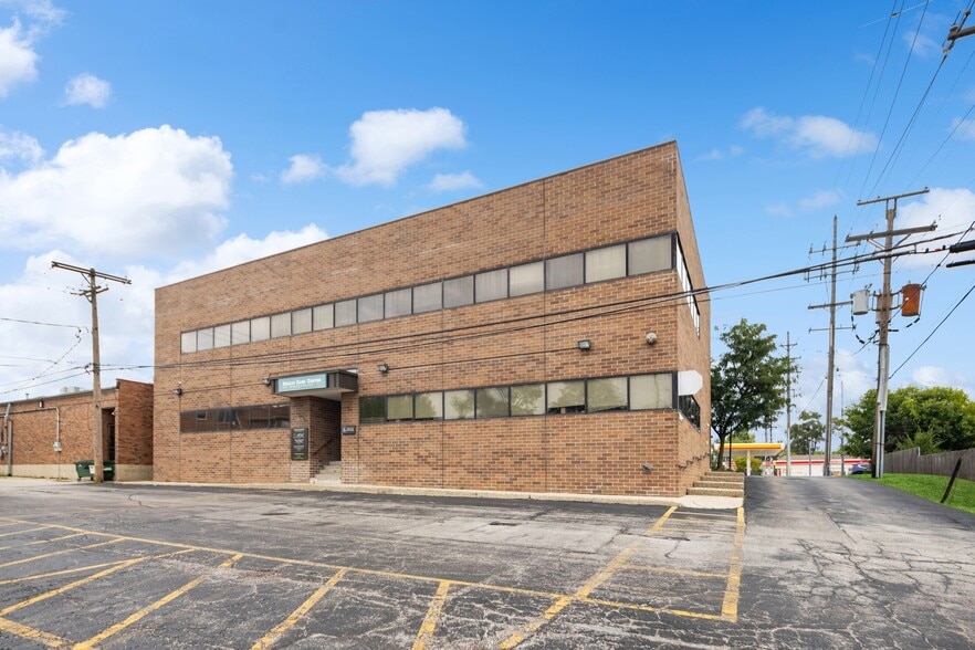 10215 Roosevelt Rd, Westchester, IL for sale - Building Photo - Image 2 of 20