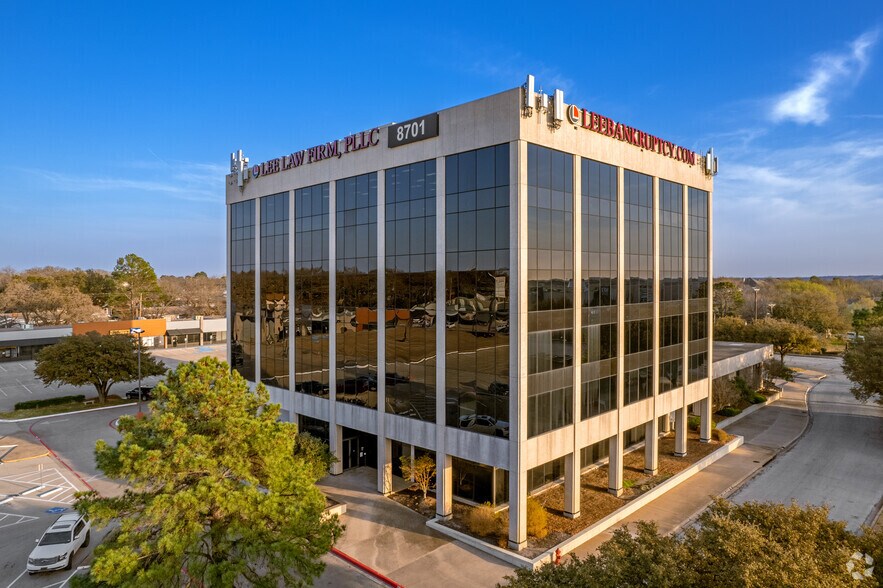 8701 Bedford Euless Rd, Hurst, TX 76053 Professional Office Tower