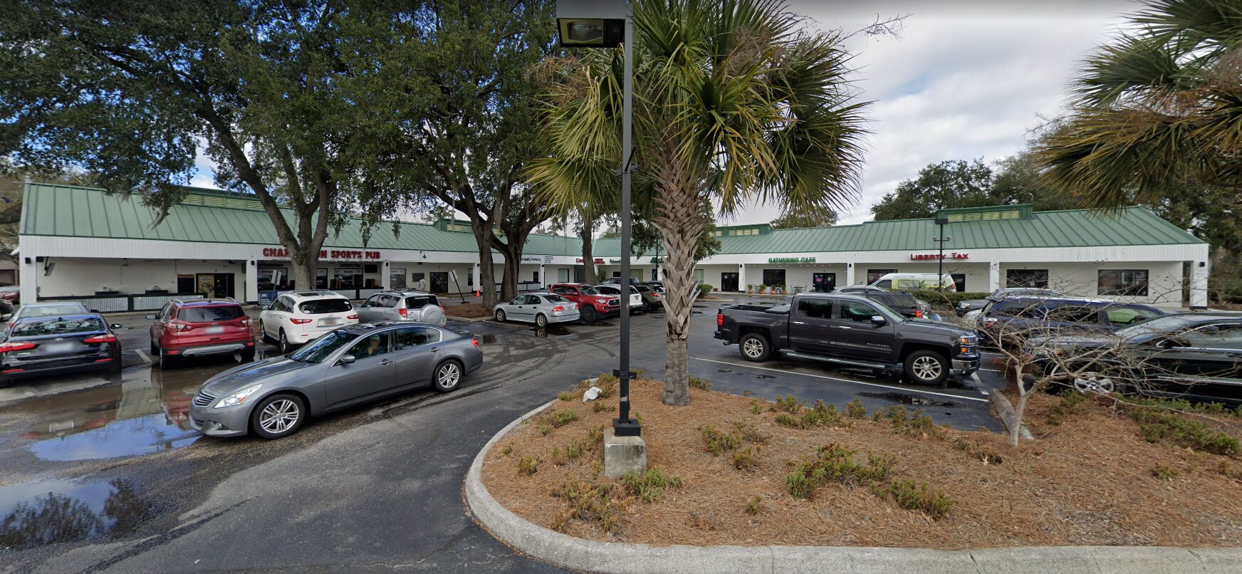 1124 Sam Rittenberg Blvd, Charleston, SC for lease Building Photo- Image 1 of 3