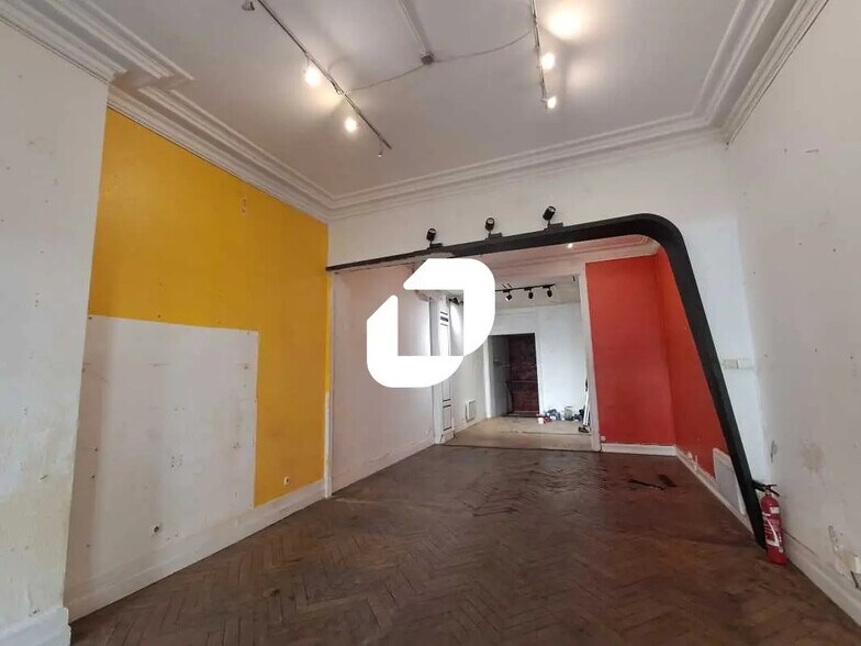 Retail in Bordeaux for lease - Interior Photo - Image 3 of 9