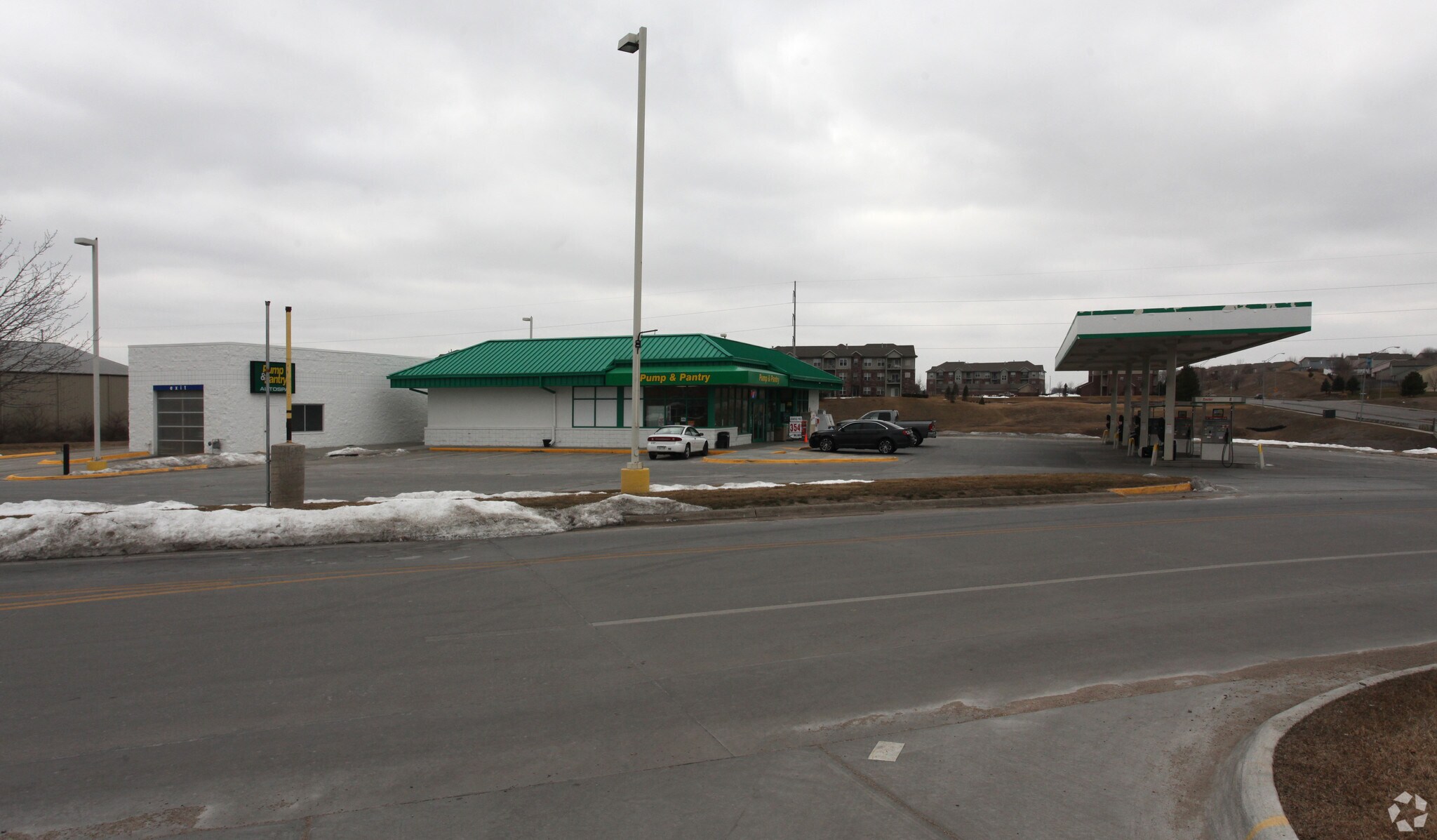 6912 S 110th St, Omaha, NE for sale Primary Photo- Image 1 of 1