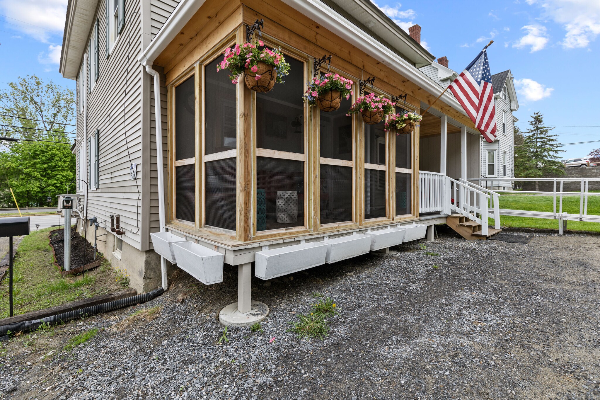162 162 College Avenue Ave, Waterville, ME for sale Primary Photo- Image 1 of 1